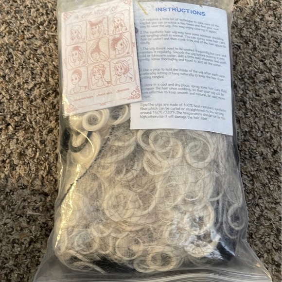 WeKen Black and Blonde Wig Short Afro Half Black Half Blonde Wig Cruella - Picture 2 of 4